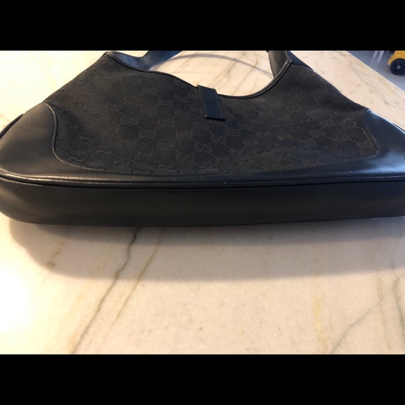 Black Gucci Shoulder Bag - Picture 4 of 5